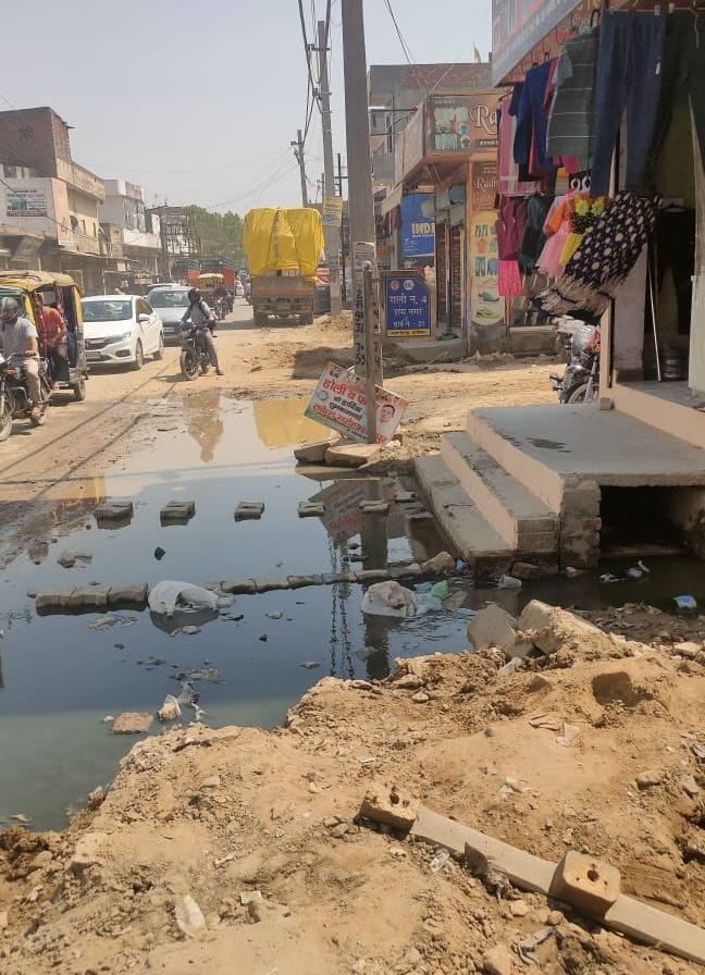 Road filled with water, traffic remained disrupted