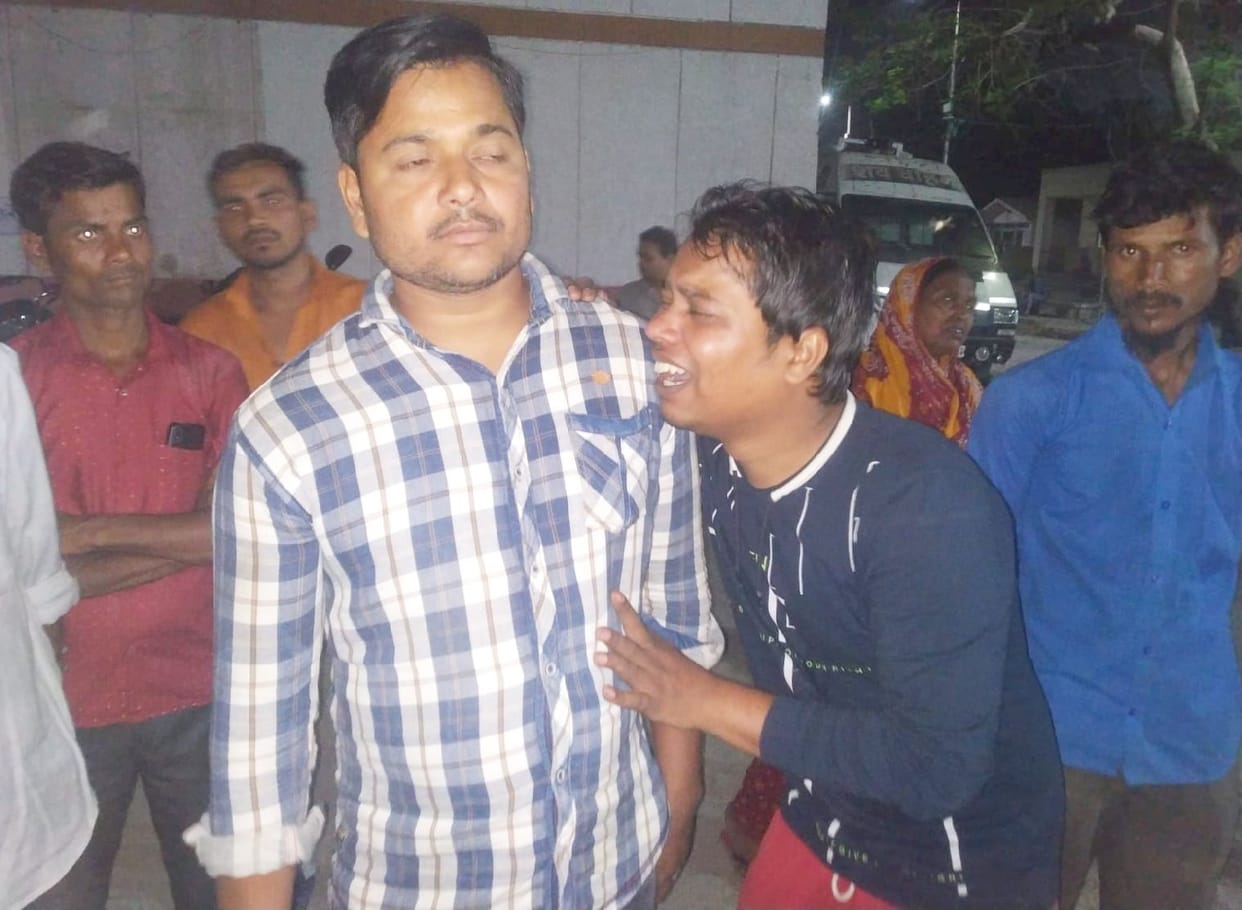 Uproar in medical college after teen's death