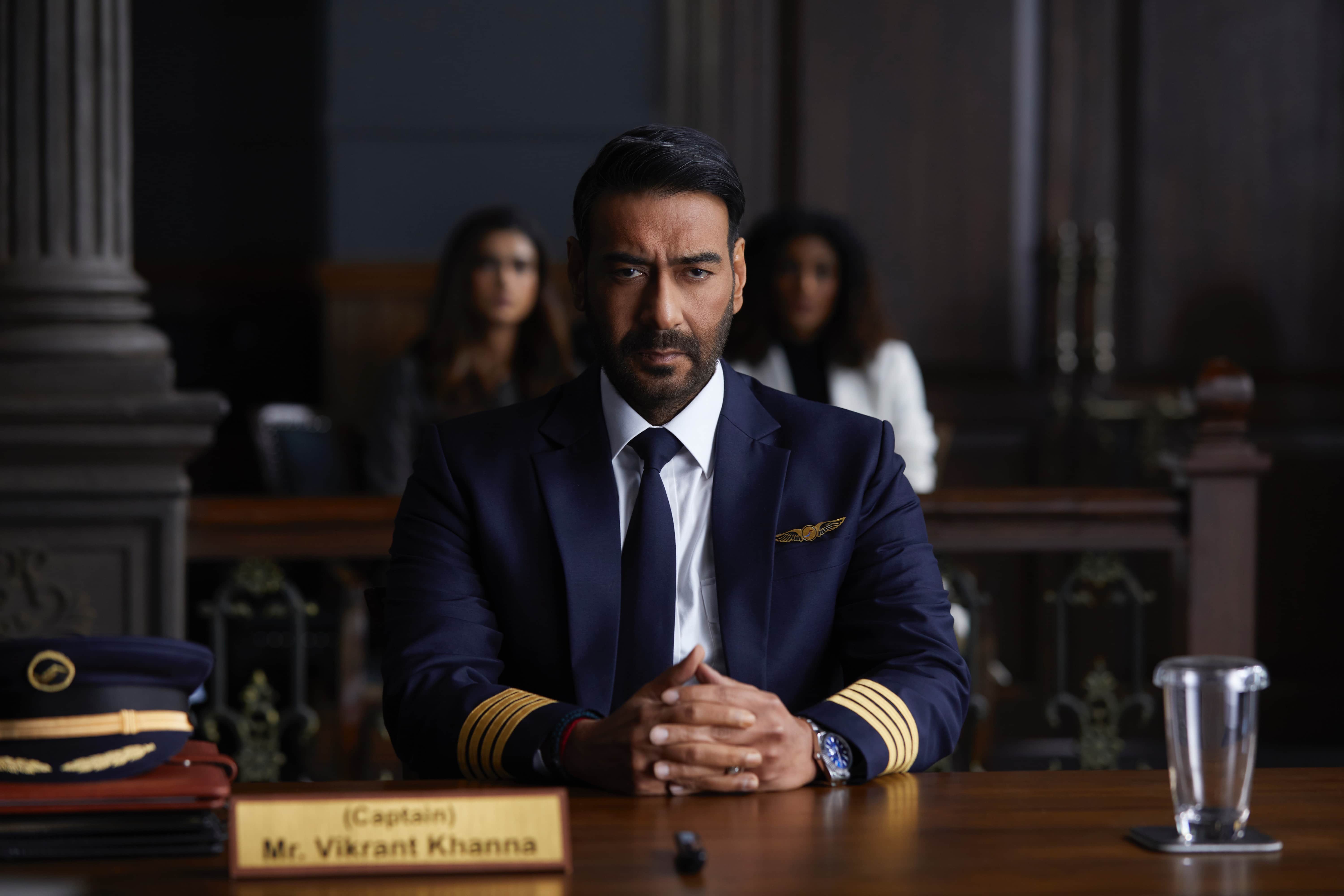 Amitabh Bachchan shared Ajay Devgan powerful dialogue of runway 34 fans said will definitely watch this film