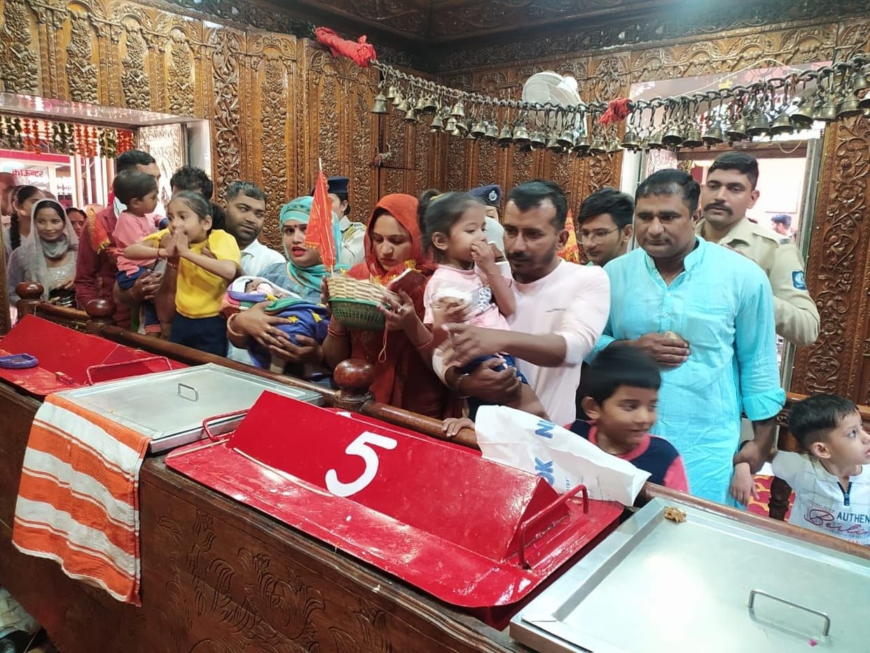 At the court of Mata Balasundari, 14 thousand devotees got their head refurbished