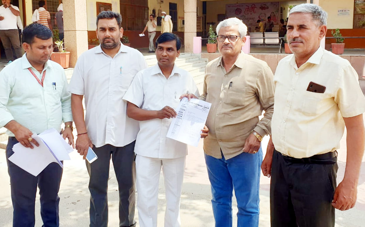 Advocates submitted memorandum to DM