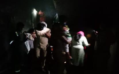 Massive fire broke out on the fourth floor of Annapurna Grandeur Building in varanasi