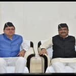 मुख्यमंत्री धामी से मिले धर्मेंद्र प्रधान