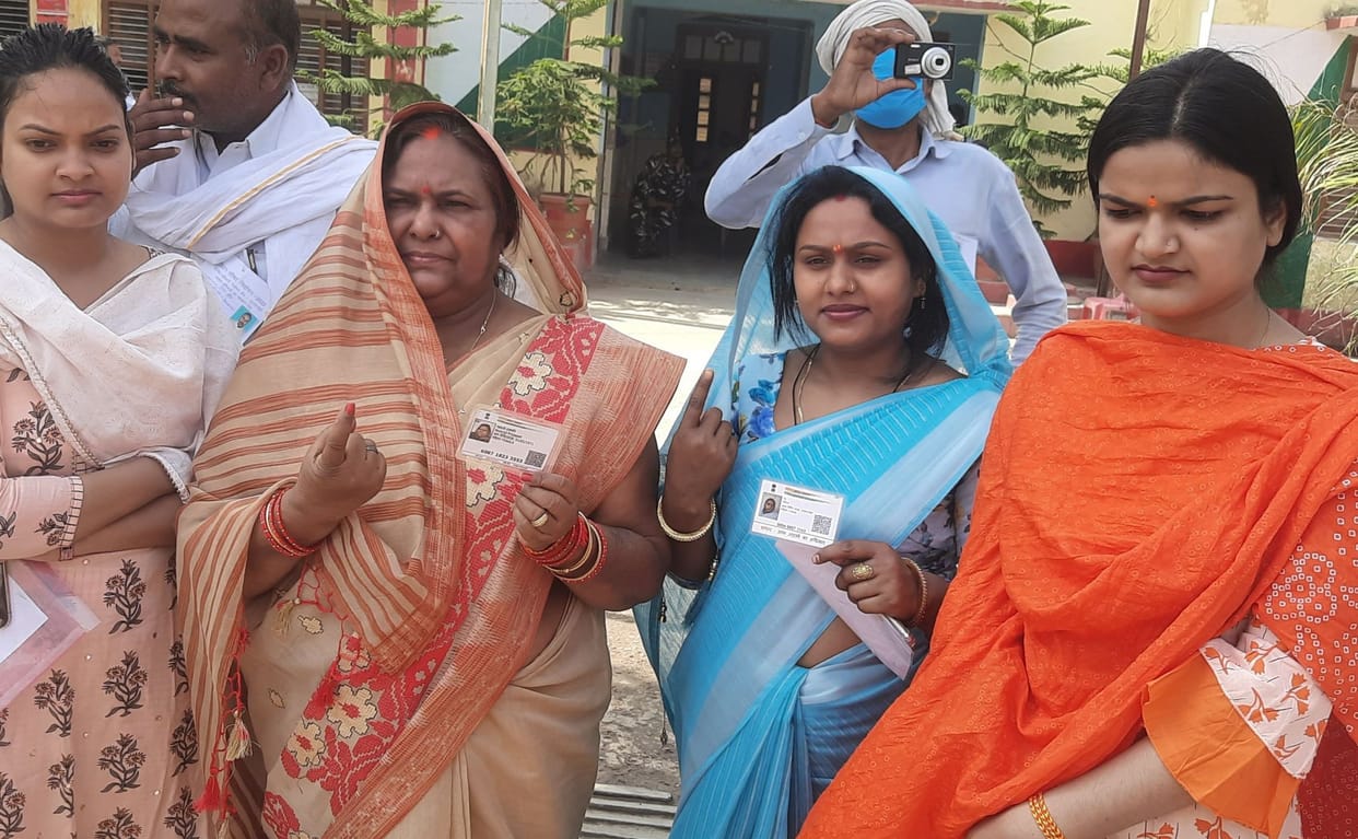 98.03 percent voting at 13 centres in Amethi