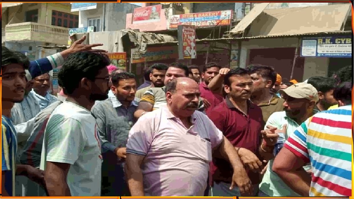 beadbi Incident in Gurdaspur People caught and beat up accused for vandalizing idols