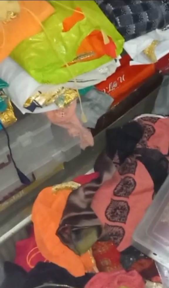 Jewelery worth lakhs was stolen by targeting three houses