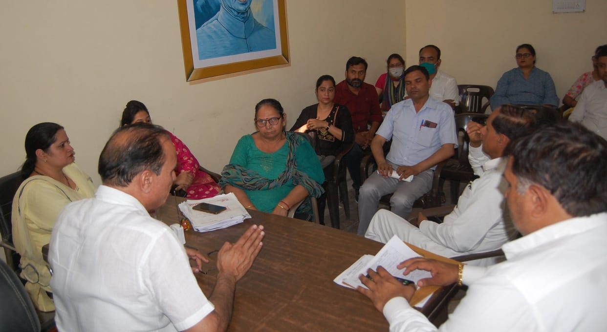 Rule 134A: Parents furious for refusing admission, lock on DEO office