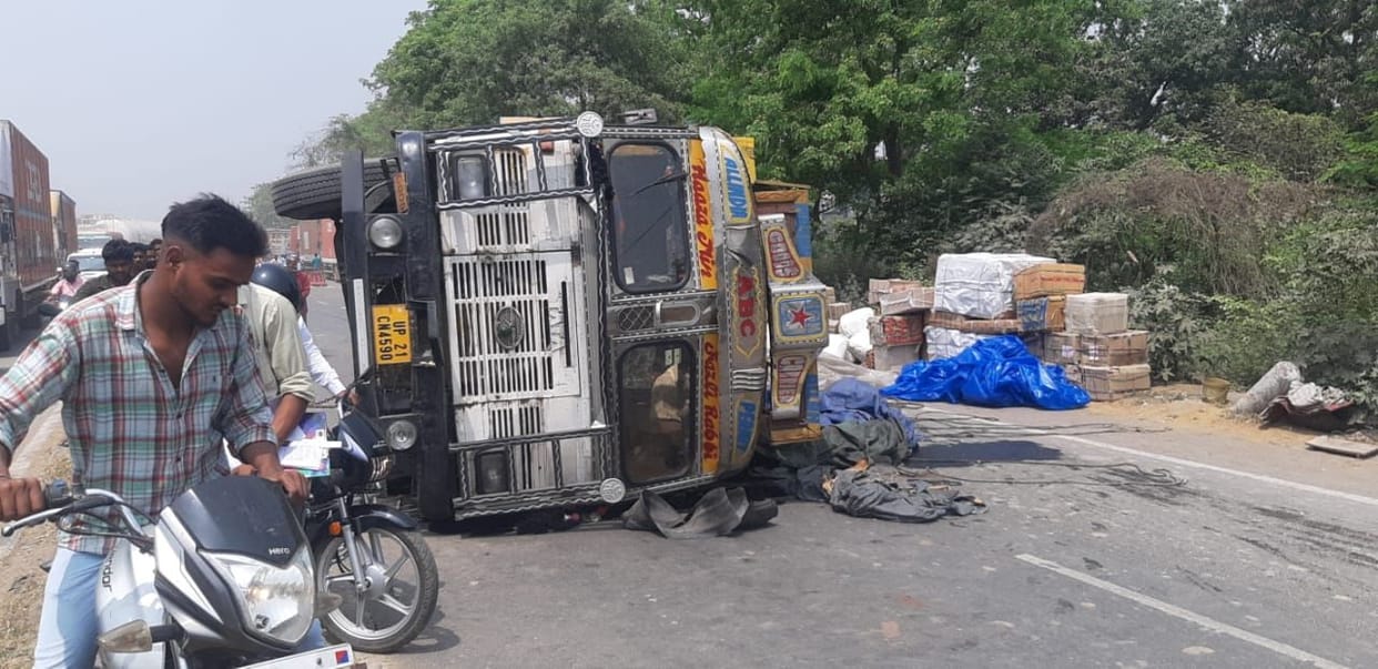 accident in national highway