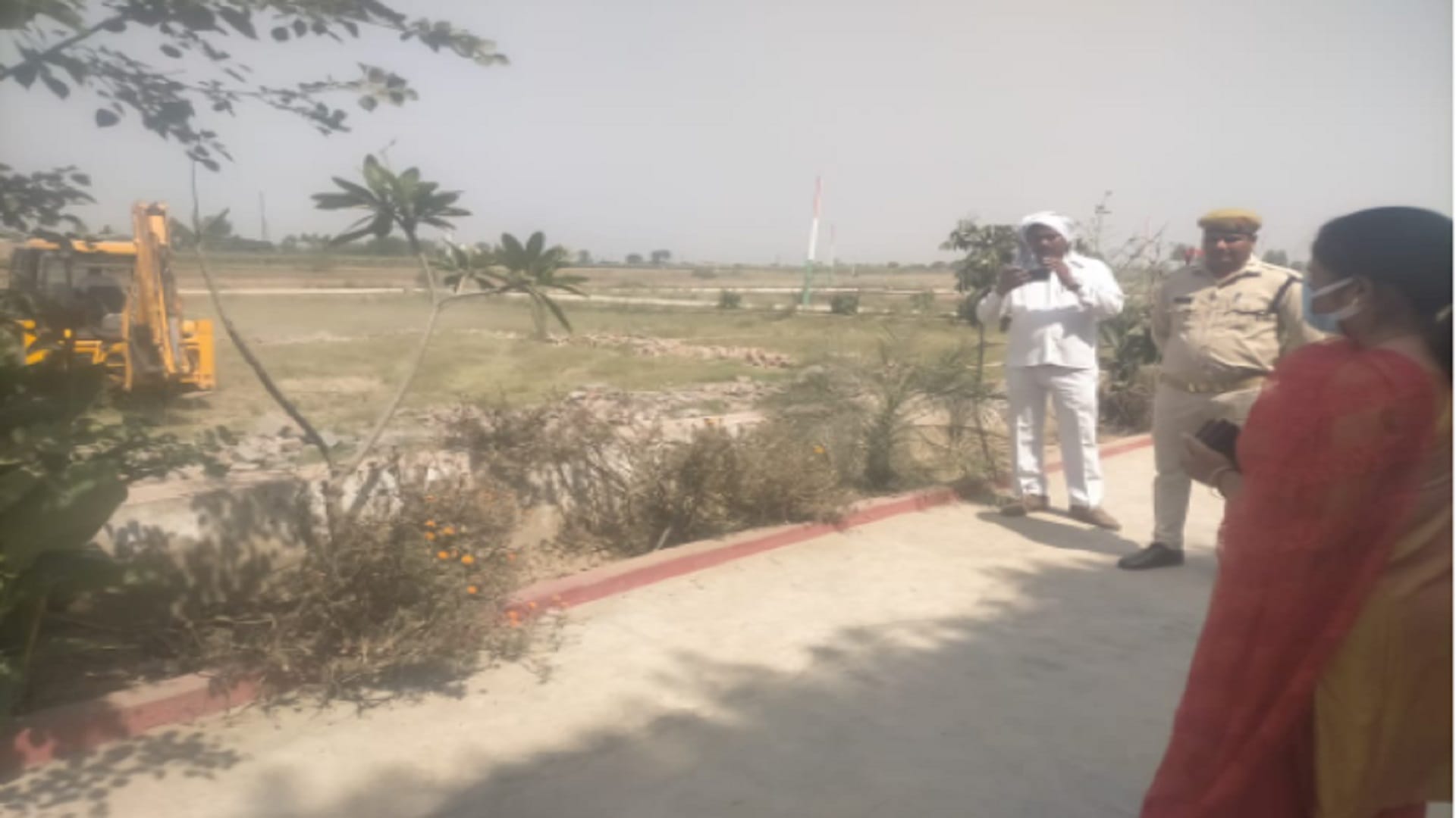 UP News: Administration officers have demolished 25 bigha land by bulldozer in Shamli see photos