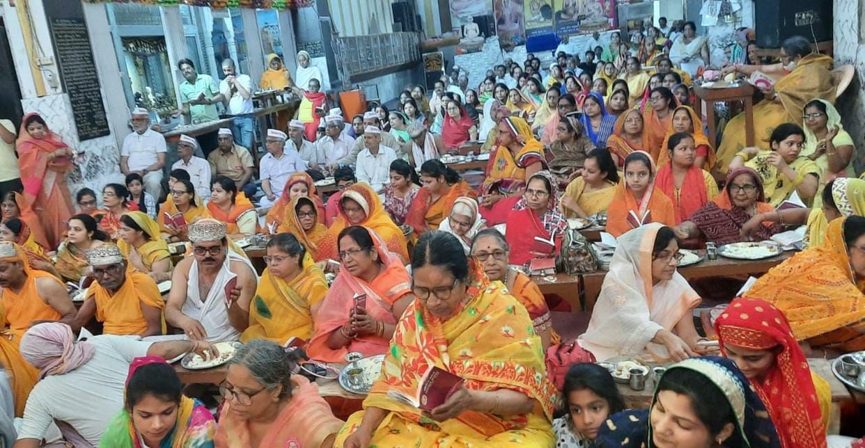 Devotion is the only way to get rid of the bondage of karma: Vimarsh Sagar Maharaj