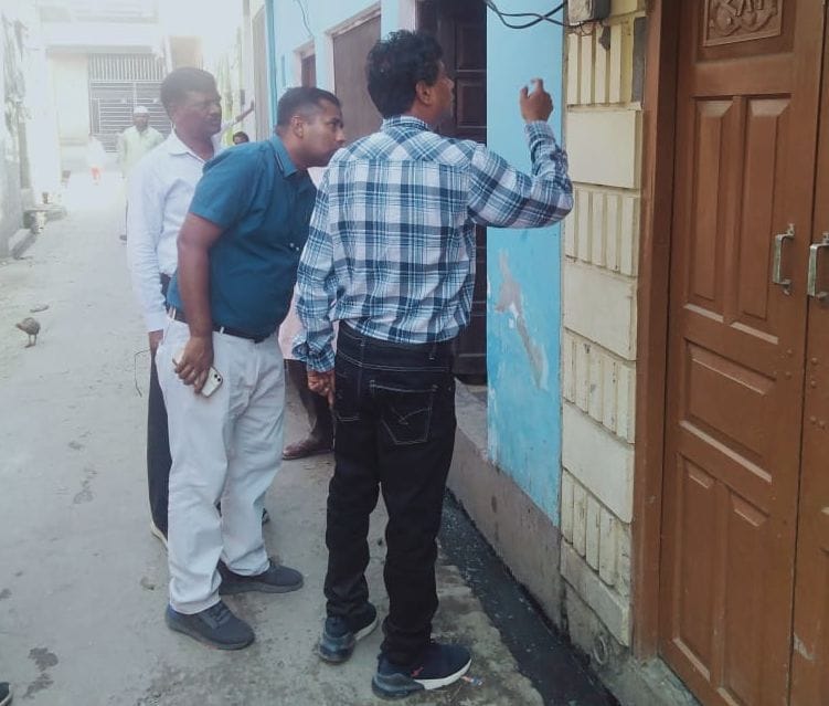Superintending Engineer cut connections of 42 defaulting consumers