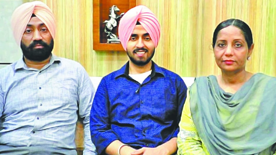 Picture of Ludhiana Boy Sahajpal Singh displayed on Times Square of New York