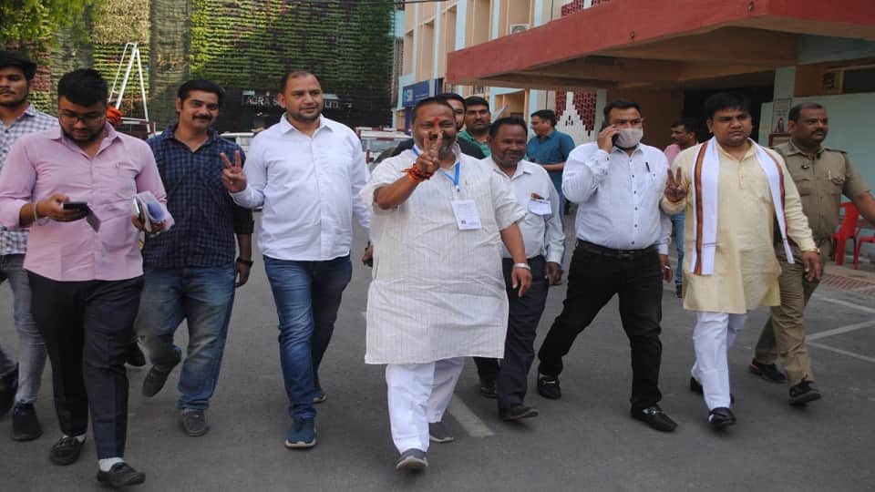 UP MLC Election 2022 Voting Live Polling Start Agra Firozabad updates  