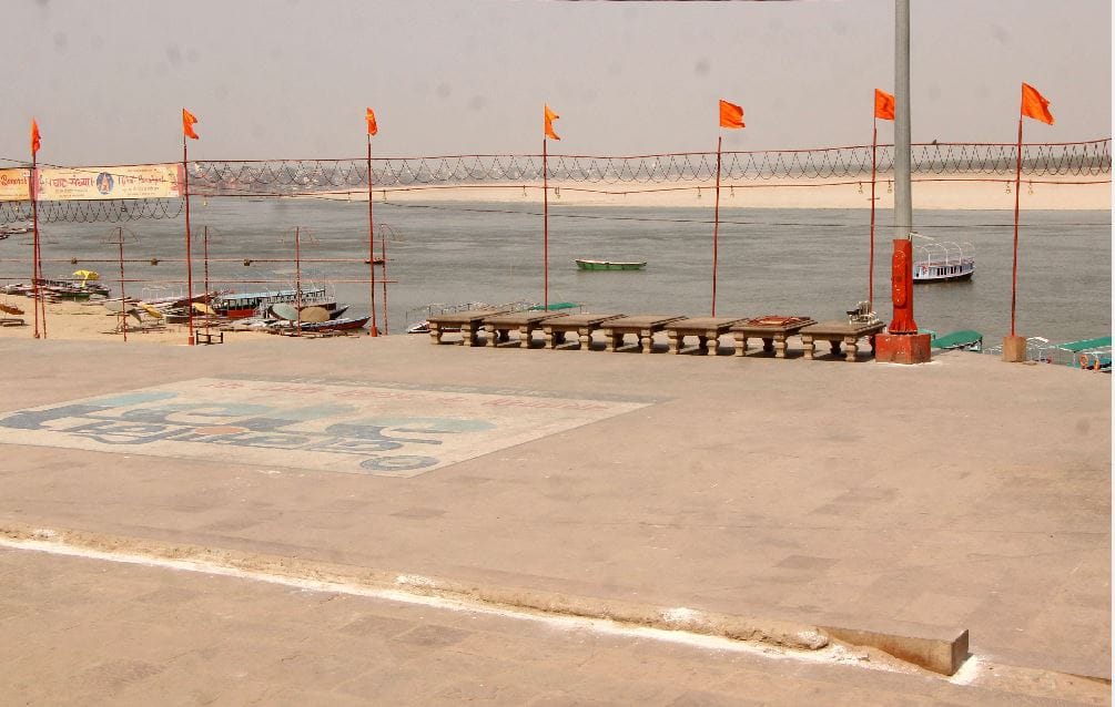 weather update varanasi purvanchal heat summer temprature cross 43 degree in banaras see condition in photos