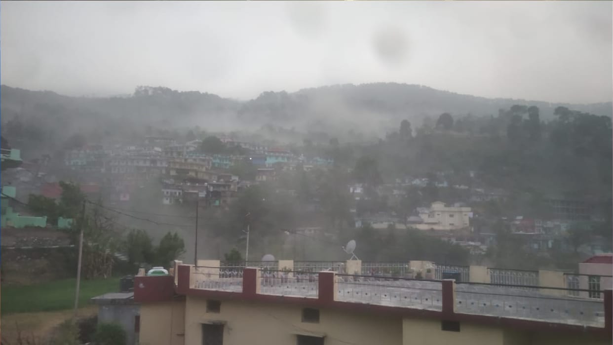 Weather Uttarakhand Snowfall on peaks of Panchachuli Hansling