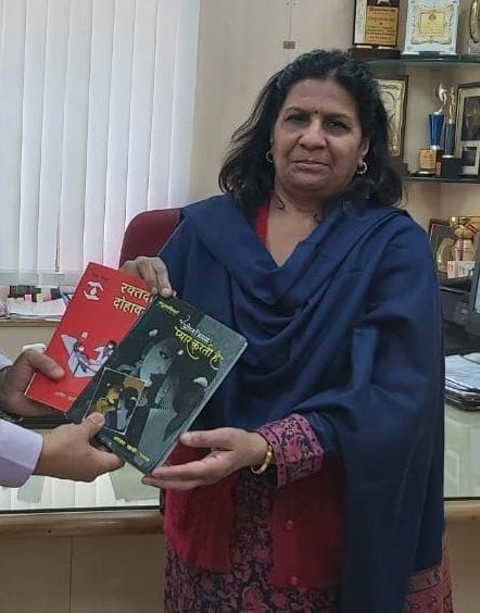 Kharavad's daughter Asha Khatri will get Hindi Savi Sahitya Samman