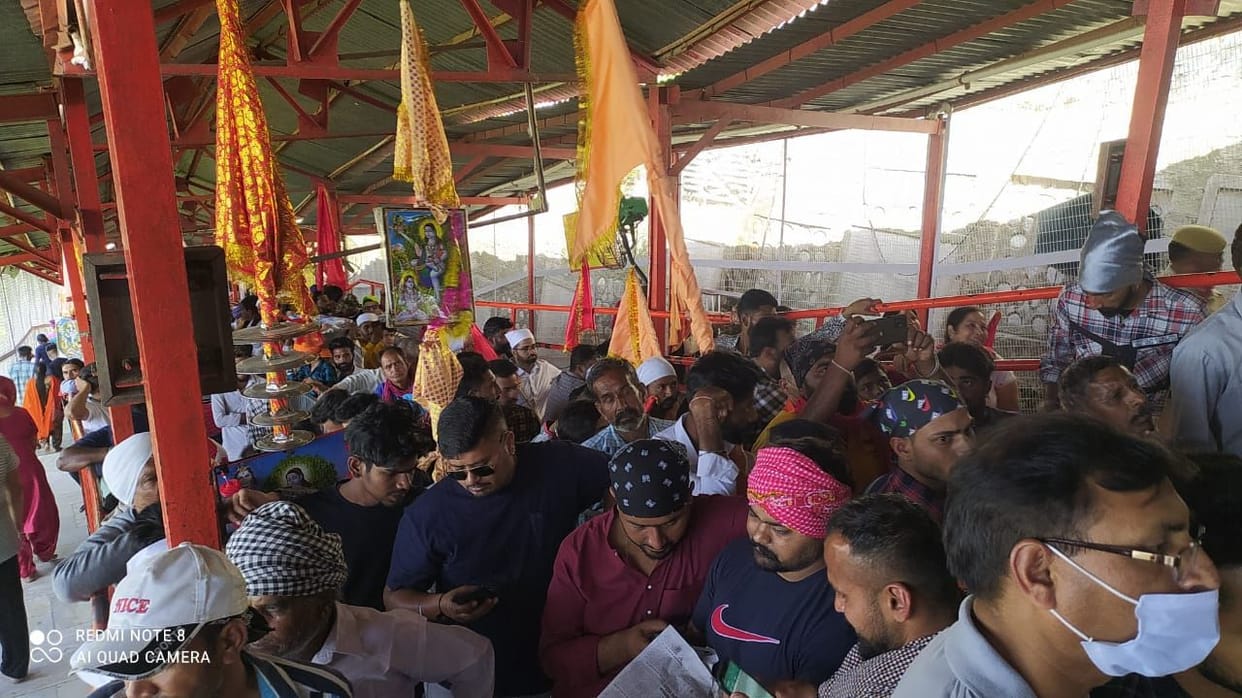 On the last Sunday of Chaitra month, 30 thousand devotee reach in diyotshidh.