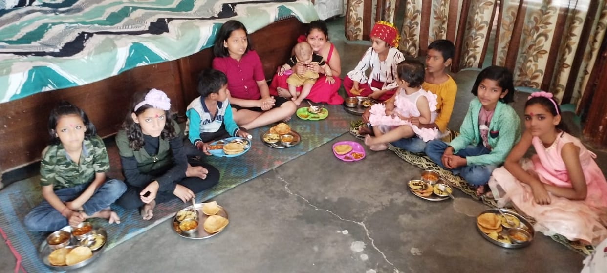 Open the fast of Navratri by worshiping Maa Siddhi Datri