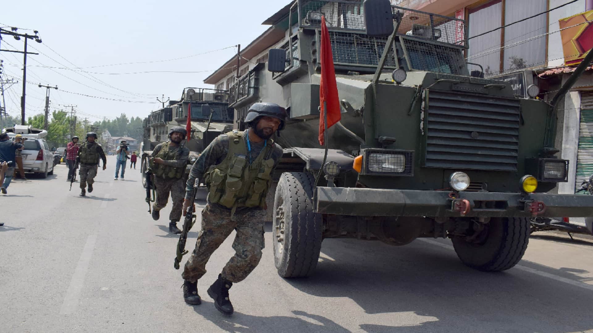 Three sacked including PRO of Kashmir University terrorist connection, LG administration took action