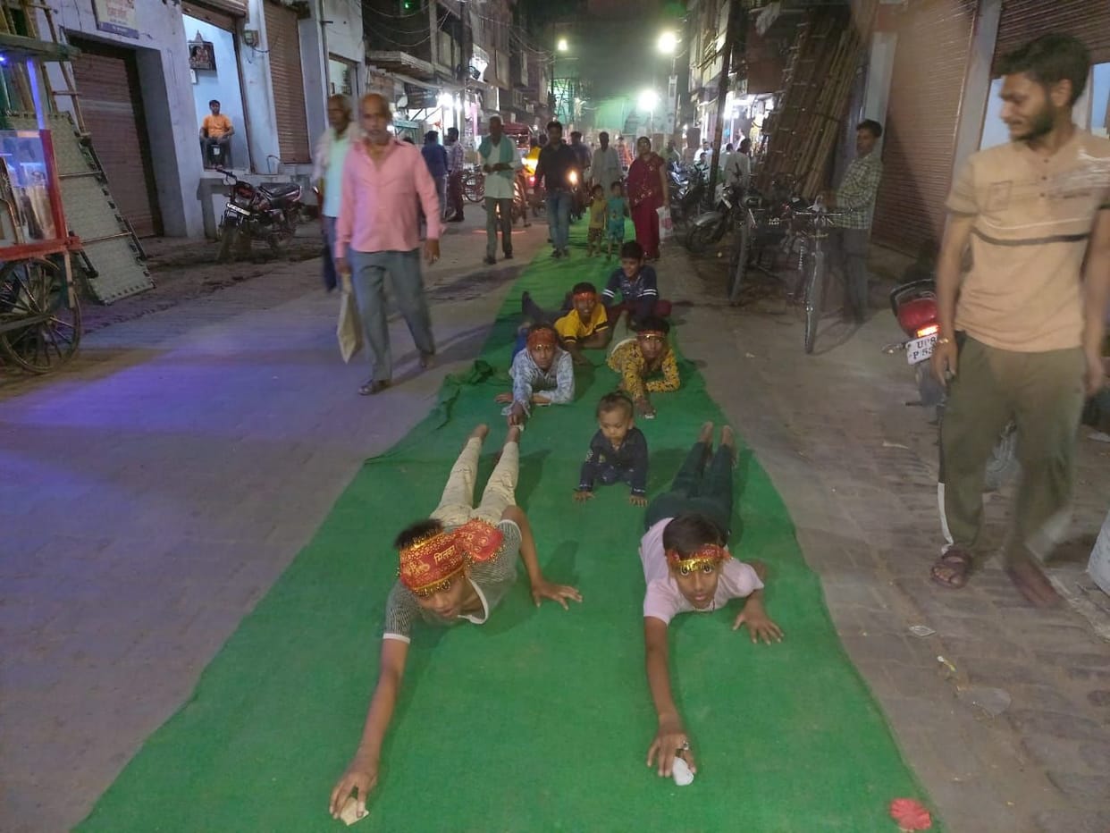 Hathras: On Durgashtami, the whole night's penance parikrama, echoed cheers