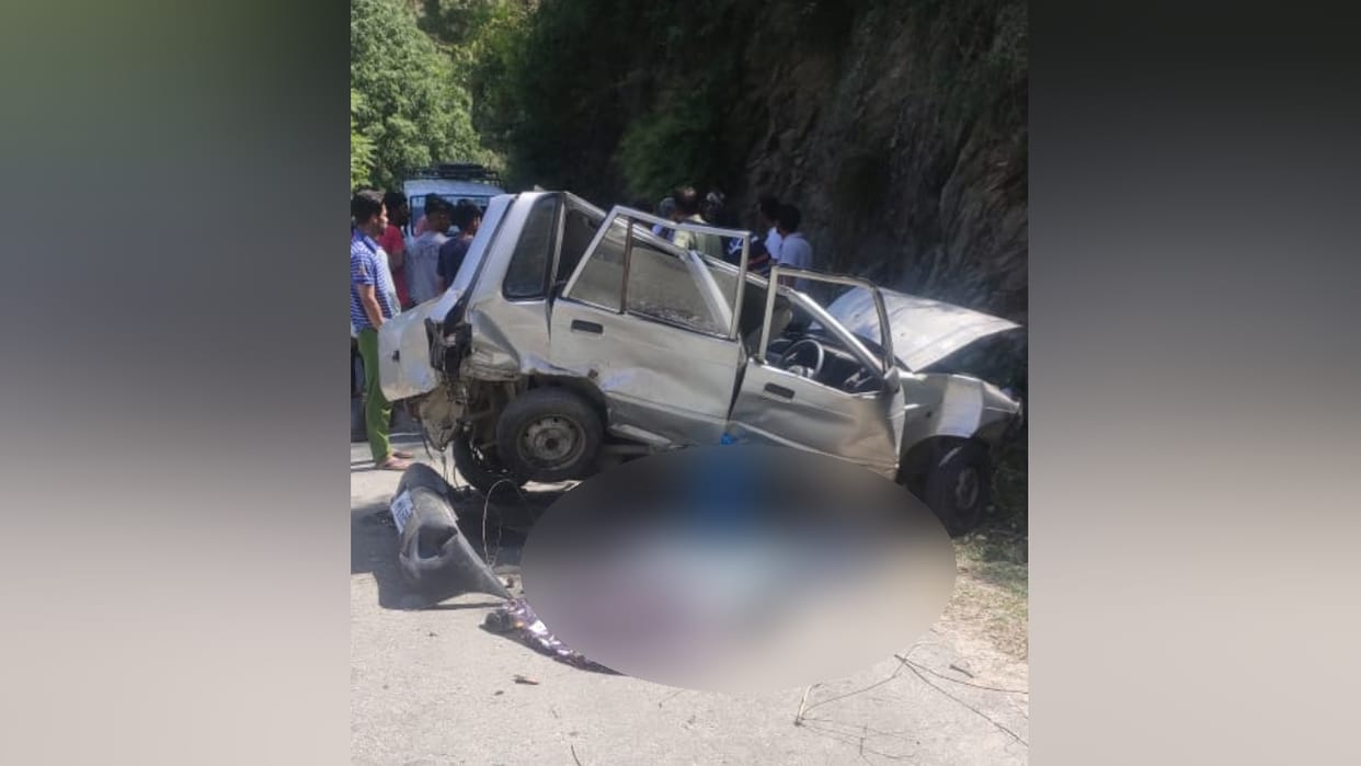 two killed one injured in car accident in chamba himachal pradesh