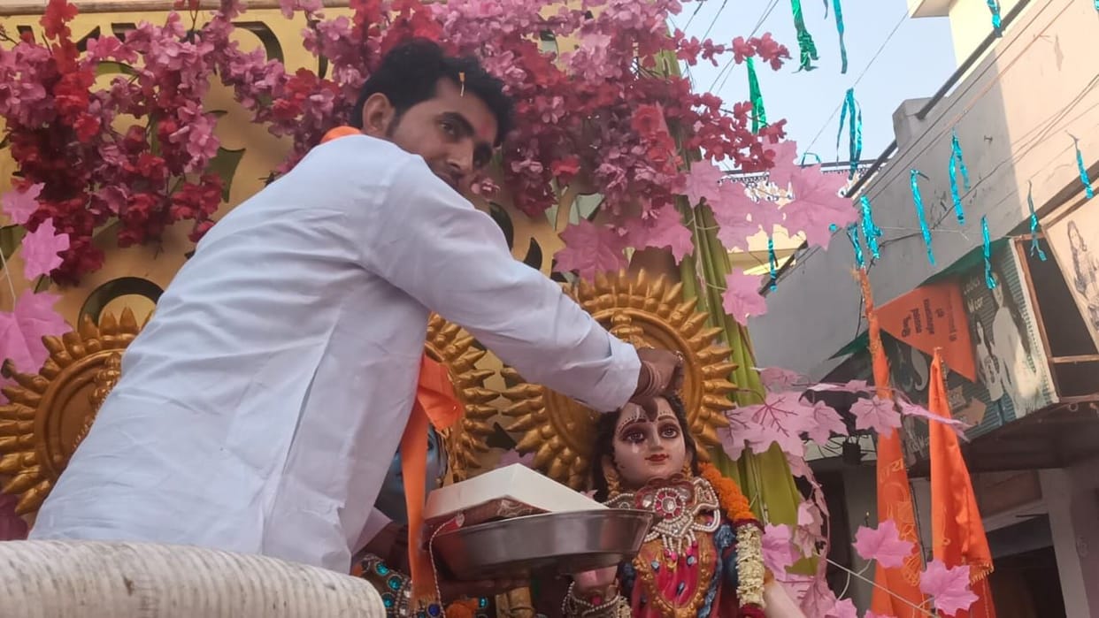Procession taken out on Ramnavmi