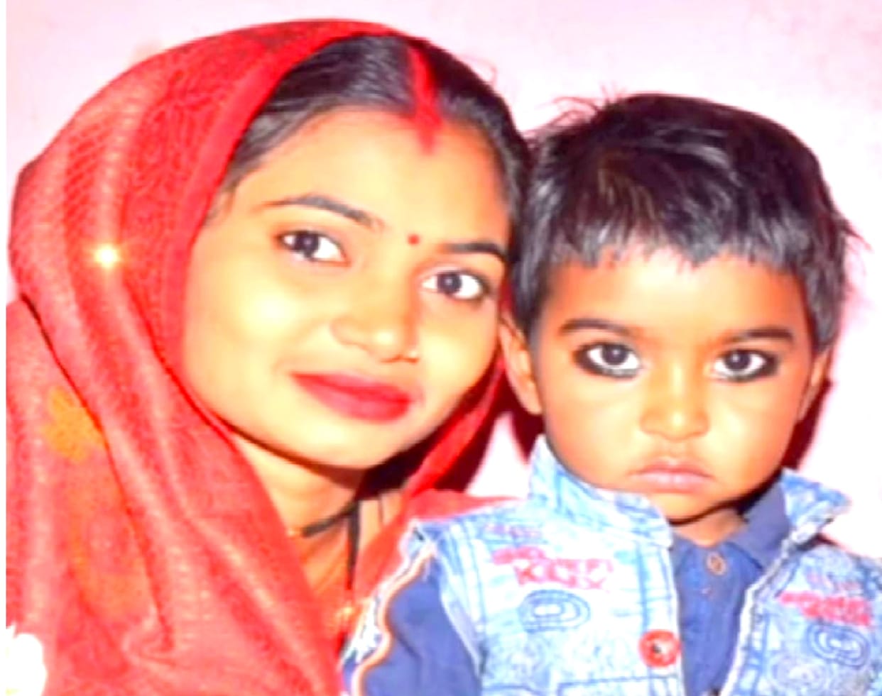 Married woman dies in Mahoba, husband jumps into burning pyre