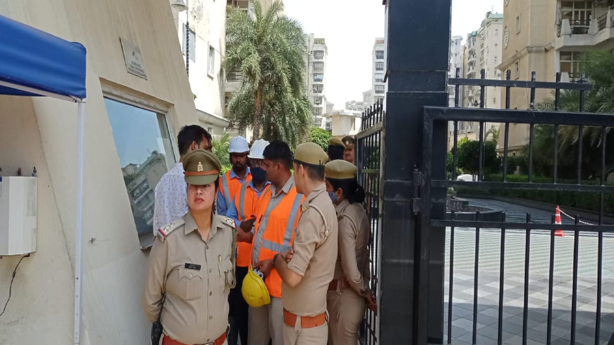 supertech twin tower demolition trial live updates guidelines for people safety traffic police issue advisory