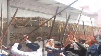nari semari devi temple latth puja in devi temple mathura