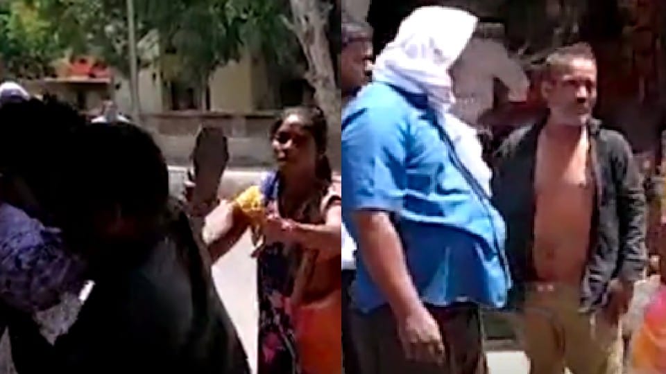 Singrauli: When the drug addict molested, the woman beat her with slippers, people also beat her fiercely, video viral