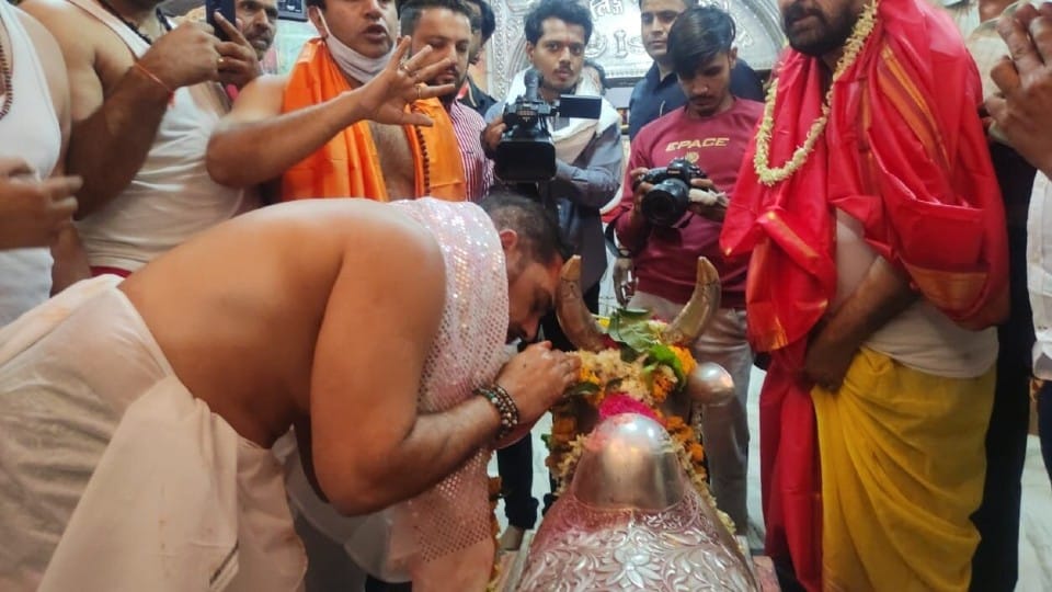 Ujjain: Businessman Robert Vadra, who came to visit Mahakal, said - the central government will increase inflation further