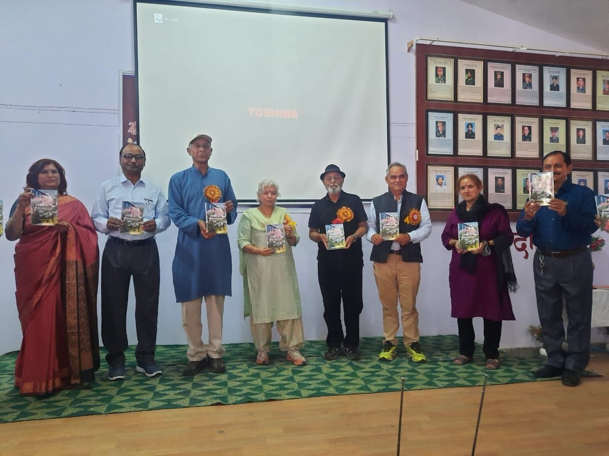 Lecture of Shekhar Pathak in Dwarahat