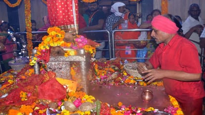 Chaitra Navratri: Wishing for peace and good luck in the world from Mother Siddhidatri, the completion of Navratri