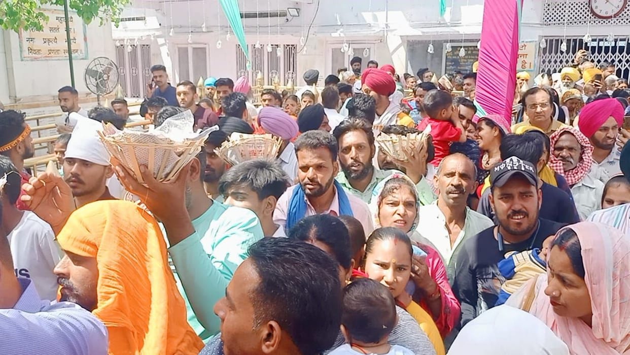 navrater in naina devi temple