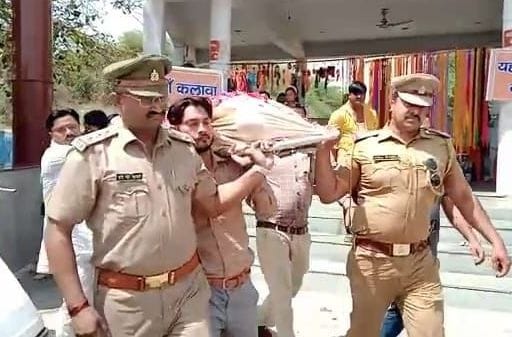 Elderly dead body found in temple, police gave shoulder