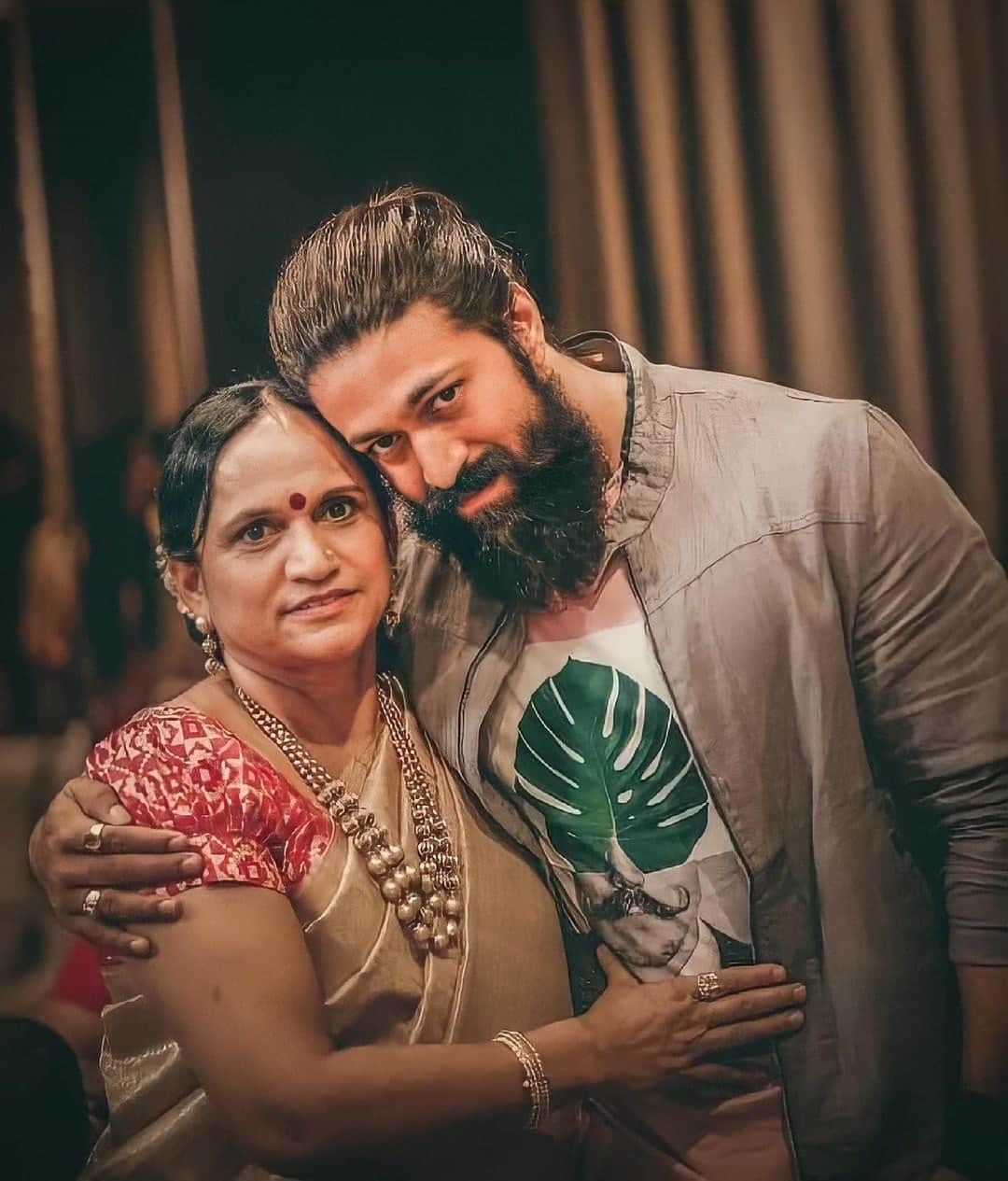 KGF 2 Star Yash real name wife father mother detail kid film career marriage philanthropic work Radhika Pandit