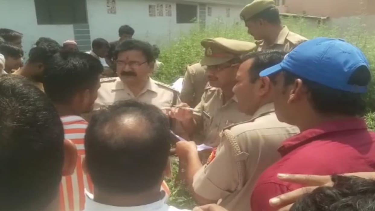 Bareilly man killed by smashing with brick