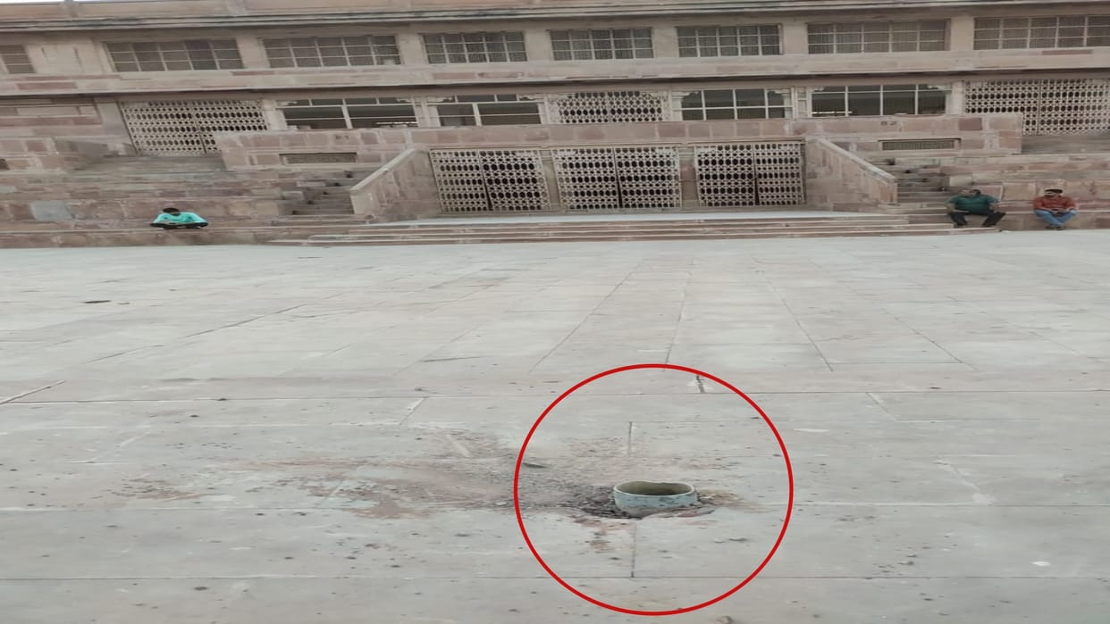 by Cutting pole of tricolor flag from Karni Singh Stadium in Bikaner and hoisted NUSI flag on it