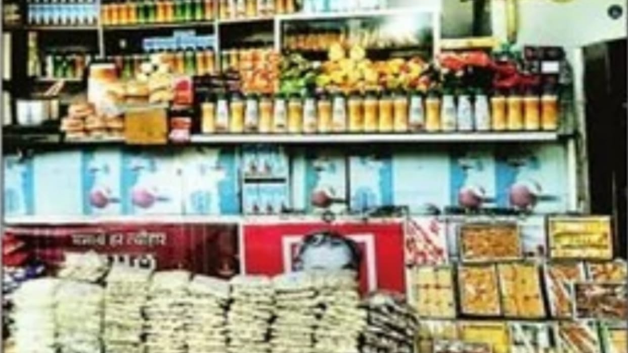 96 lakh rupees loss to rodways by illigal vendors.
