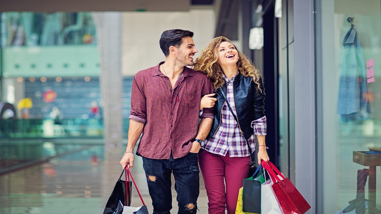Famous Malls in Delhi Visit With Partner and Children Love These Shopping Malls