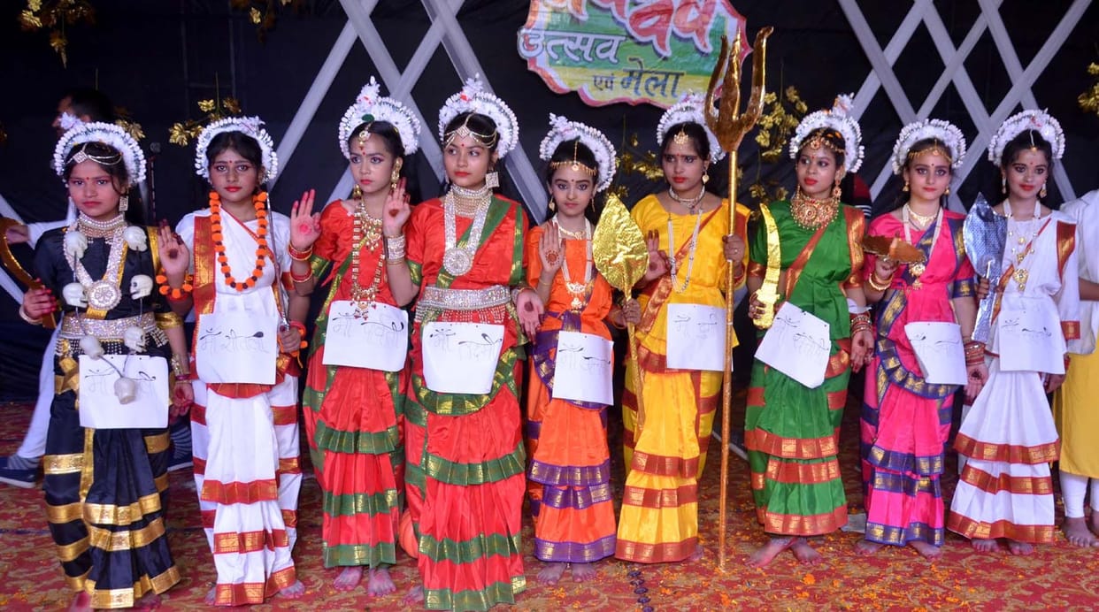 Aligarh: Children enthralled by cultural presentations in New Year's Fair