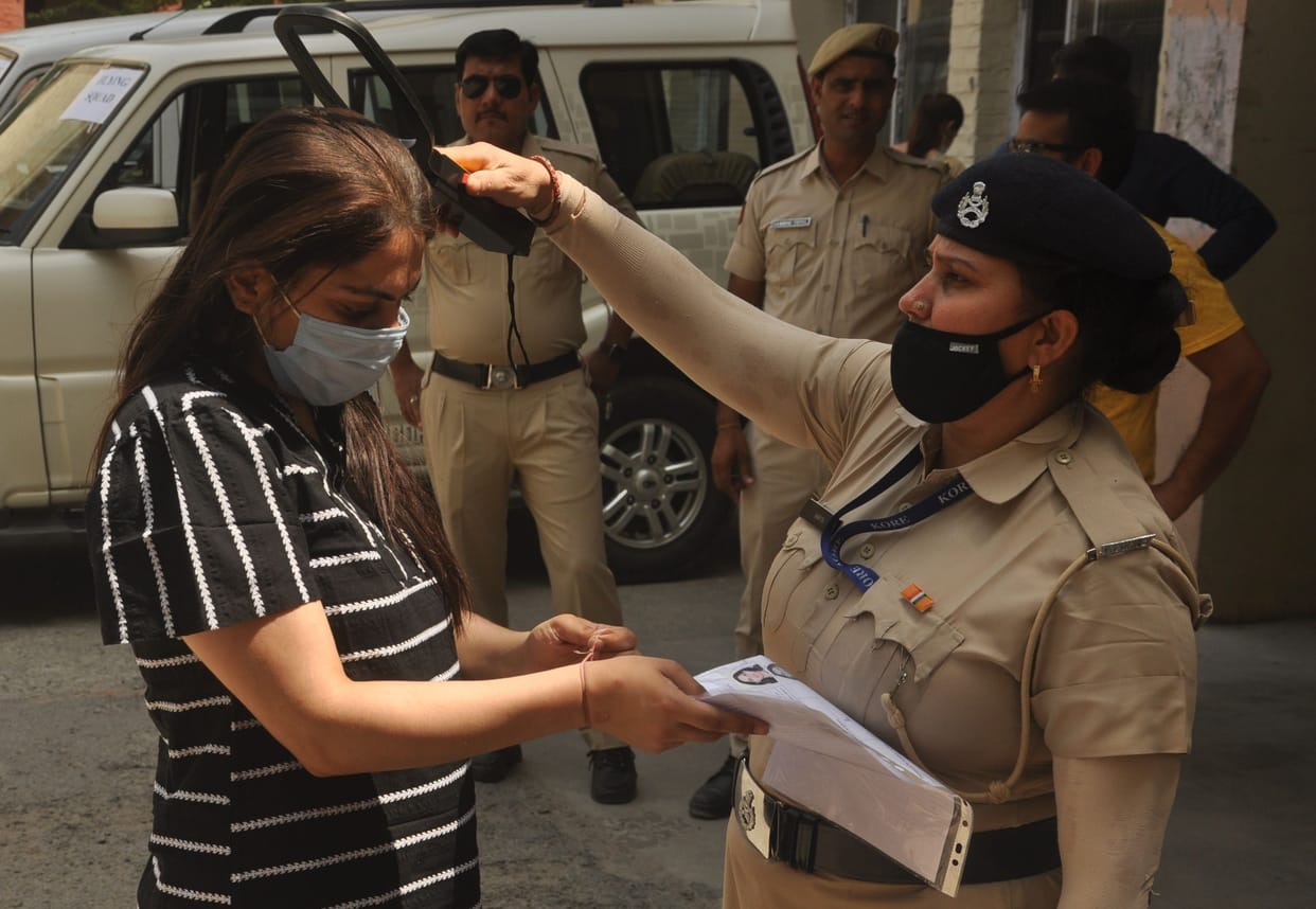 5934 took the examination for 1251 medical officers, 1575 remained absent