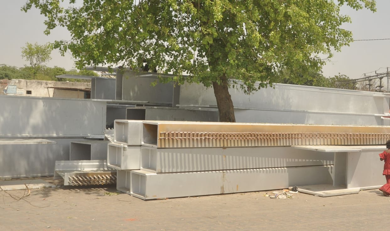 Construction of flyover at Kachha Beri Road railway crossing caught pace