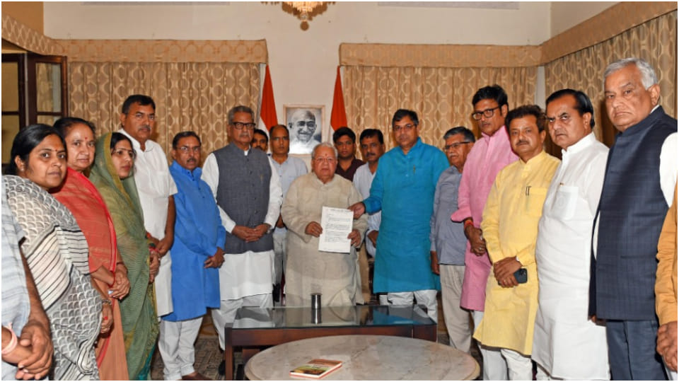 BJP submitted memorandum to Governor Kalraj Mishra for judicial inquiry into Karauli violence