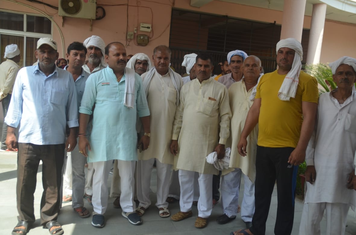 Case against eight for beating weighing clerk and watchman