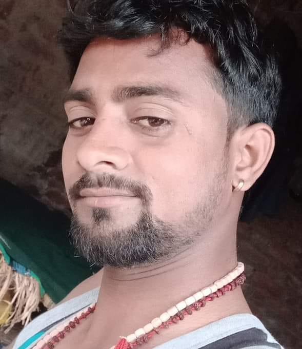 boy died by train hit