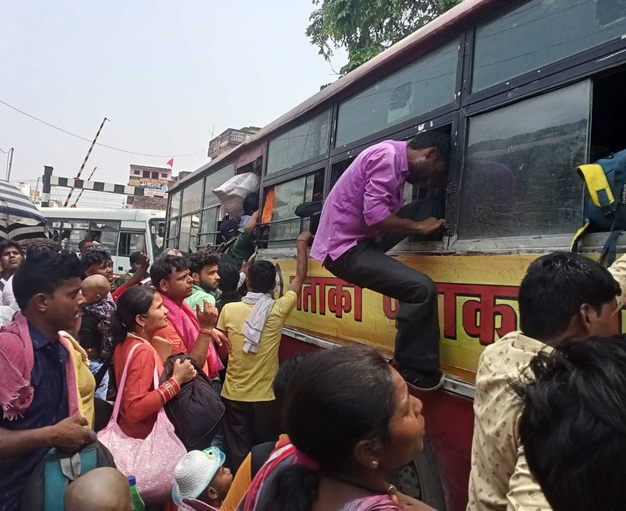 People face problem to get seat in Bus.