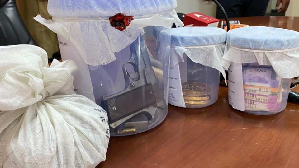 Mohali police arrested both accused of car loot