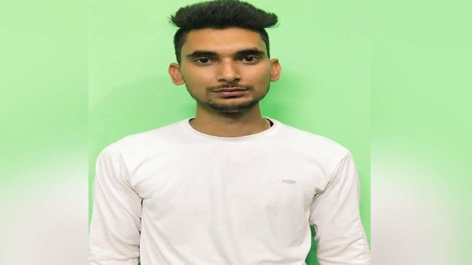 12th pass youth of kangra himachal won one crore online cricket league