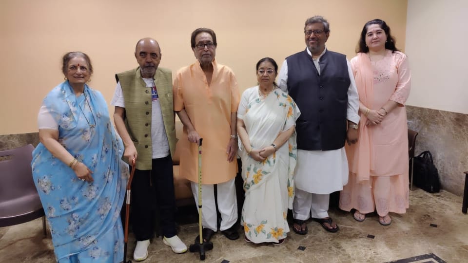 PM Modi will get the first Lata Dinanath Mangeshkar Award, here is the complete information